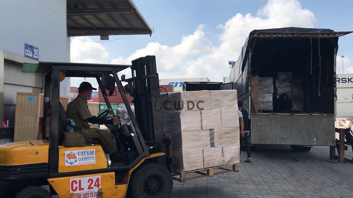 CWDC 베트남 글로벌 소비자에게 프리미엄 커피 나무 씹는 장난감을 직접 연결